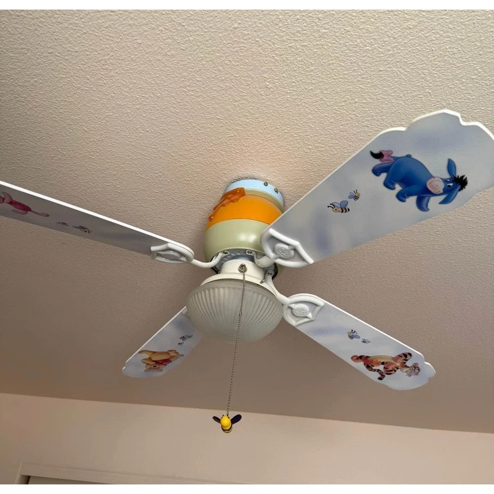 Pooh Storytime 42 in 4-Blade Ceiling Fan w/ Light, Reverse, Vintage Pooh Tested
